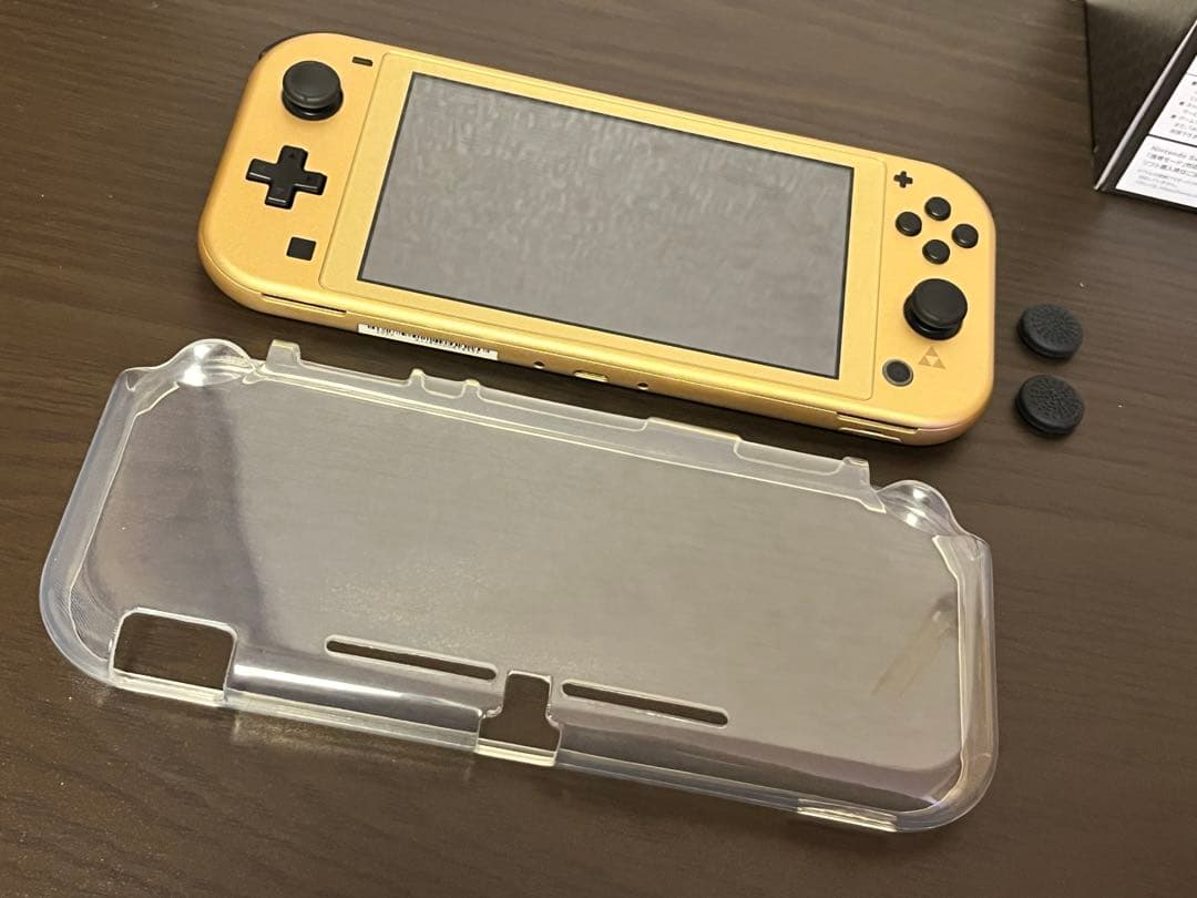 Nintendo switch lite ハイライルエディション