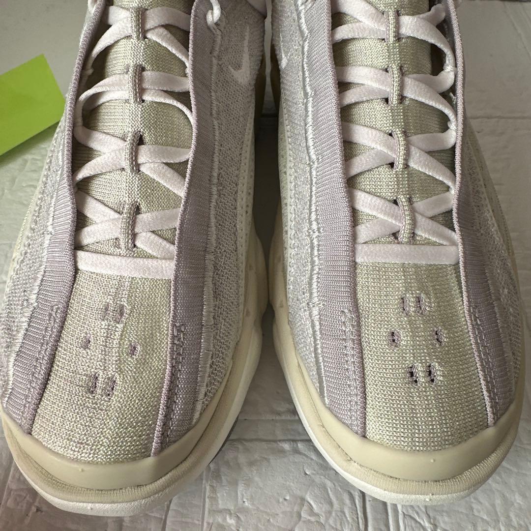 未使用ナイキ フライニット ブルーム ウィメンズシューズ26㎝