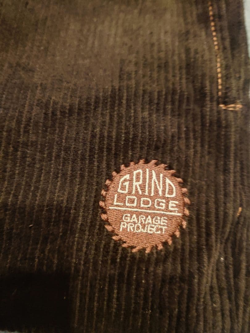 GRINDLODGE コーデュロイパンツ