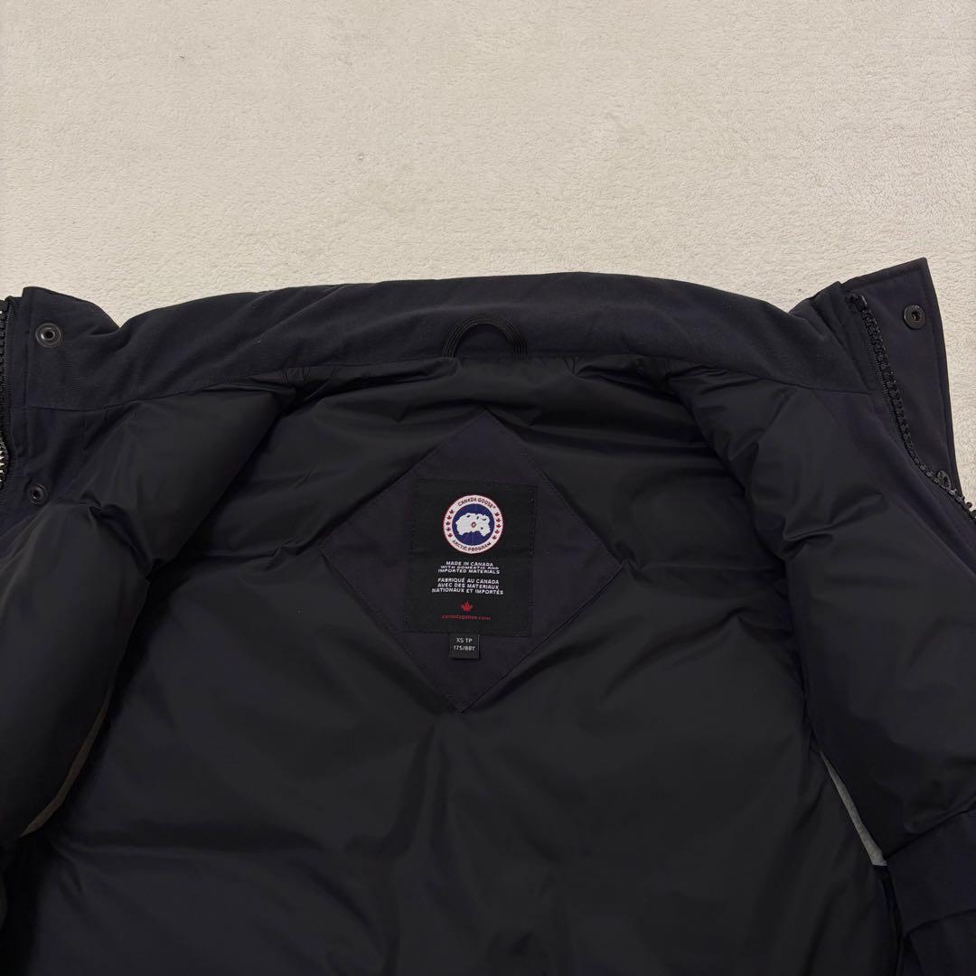 【極美品175cm向け】カナダグース XS 4151M ダウンベスト 紺