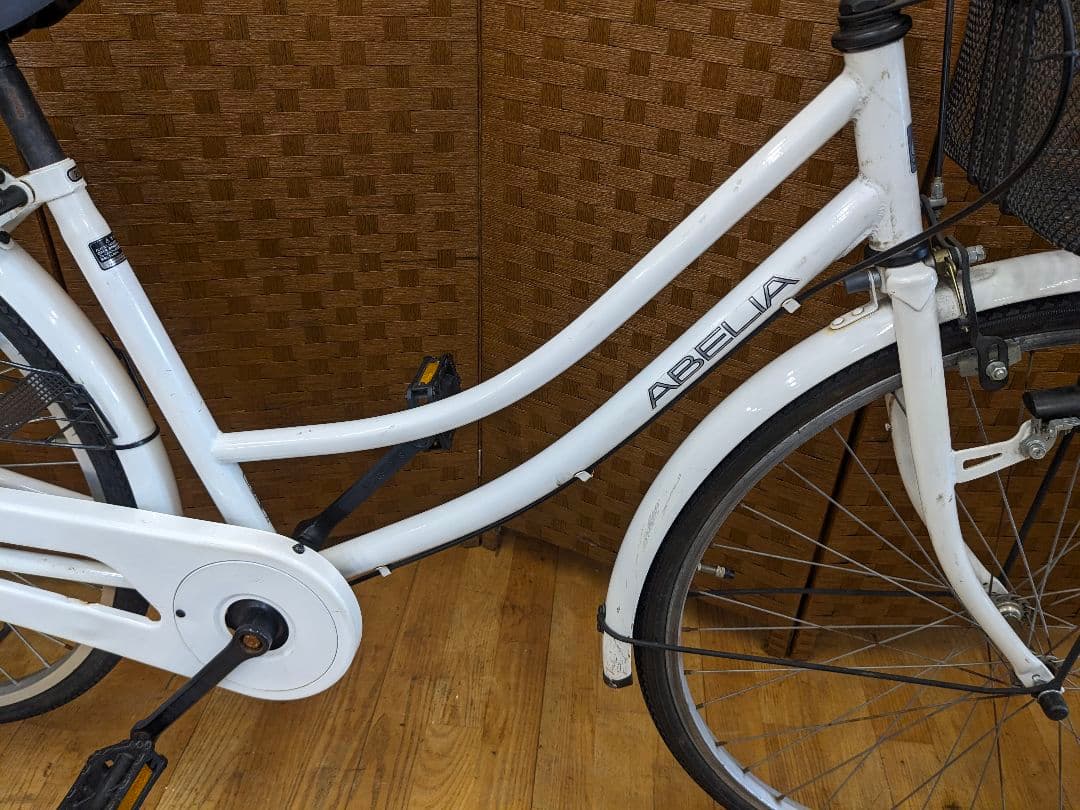 U040 普通自転車　26インチ　ホワイト　シンプルタイプ