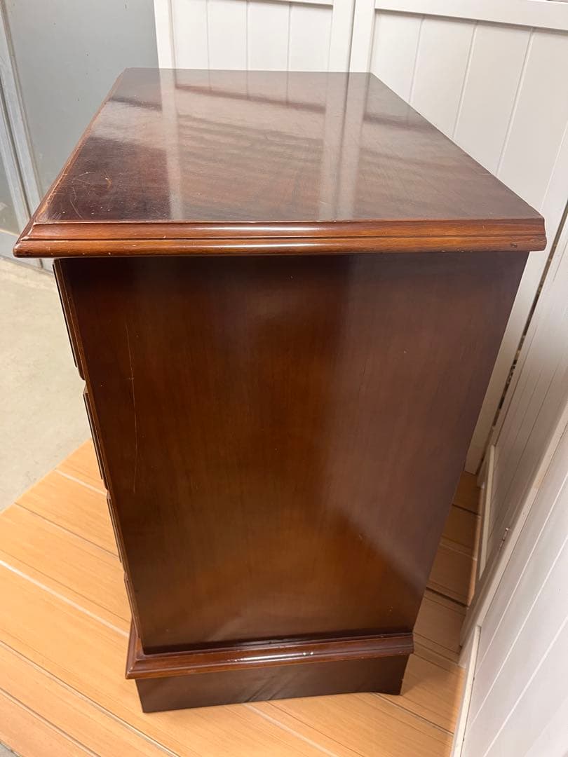 最終価格！送料込み！カリモク コロニアル 木製チェストチェスト ４段　引き出し