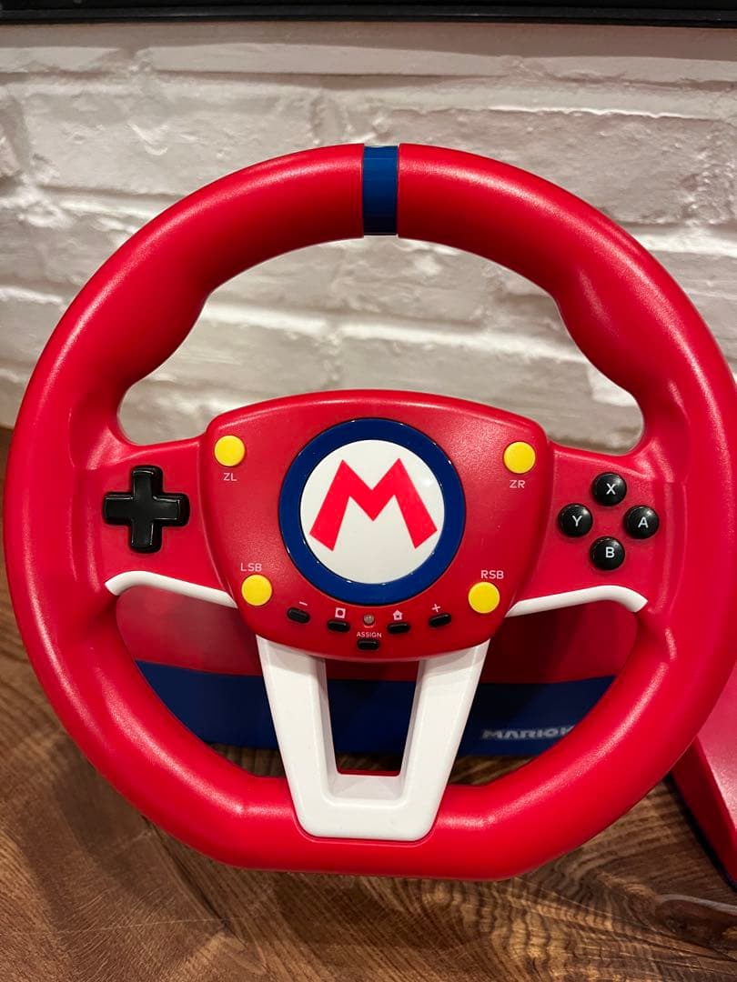 マリオカート8 デラックス マリオカートレーシングホイールセット美品❗️