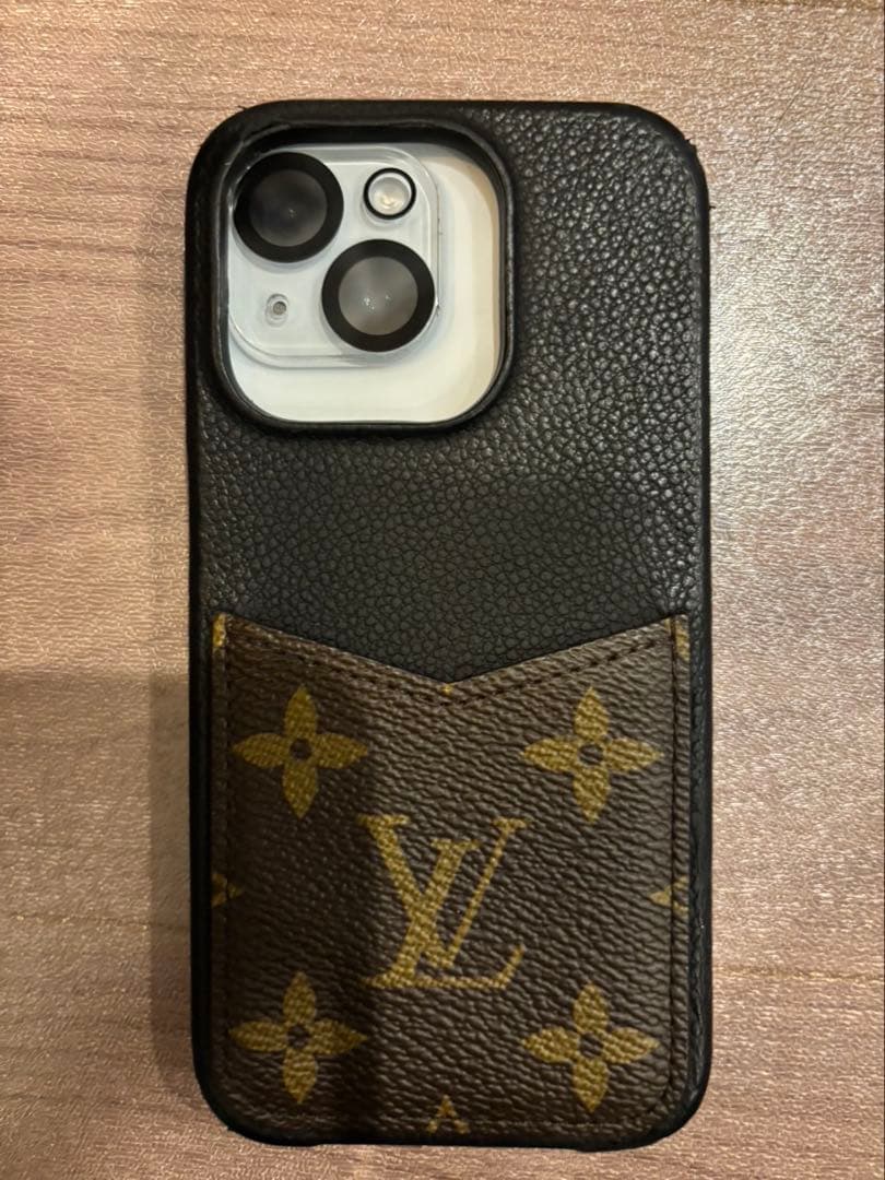 iPhone15pro　Louis Vuittonケース