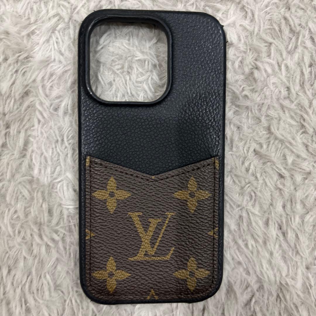 iPhone15pro　Louis Vuittonケース