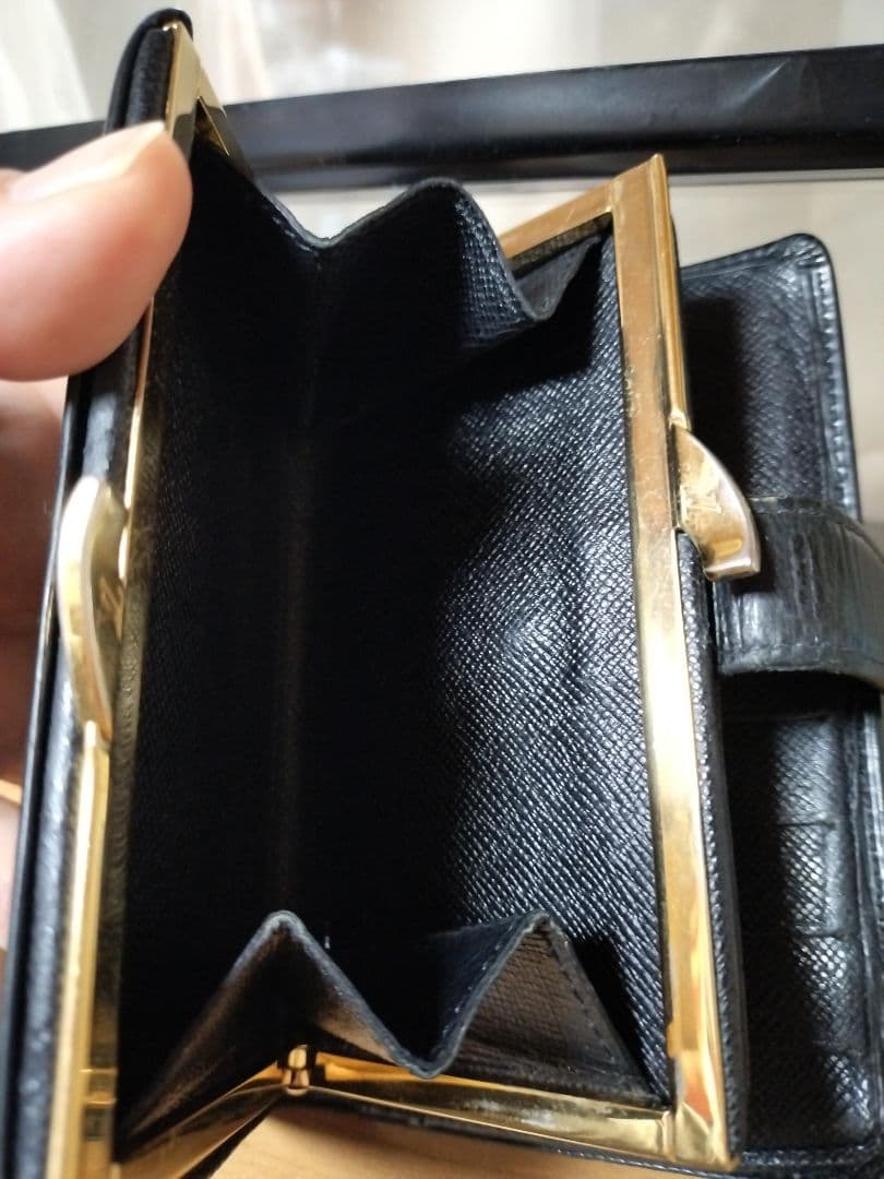 Louis Vuitton 　二つ折り財布 ルイヴィトン　エピ　ヴィエノワ