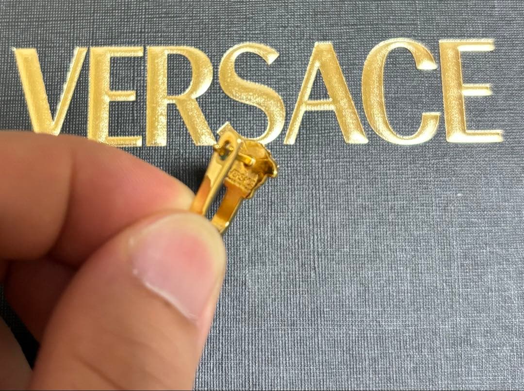 VERSACE ゴールド メデューサピアス(片耳)