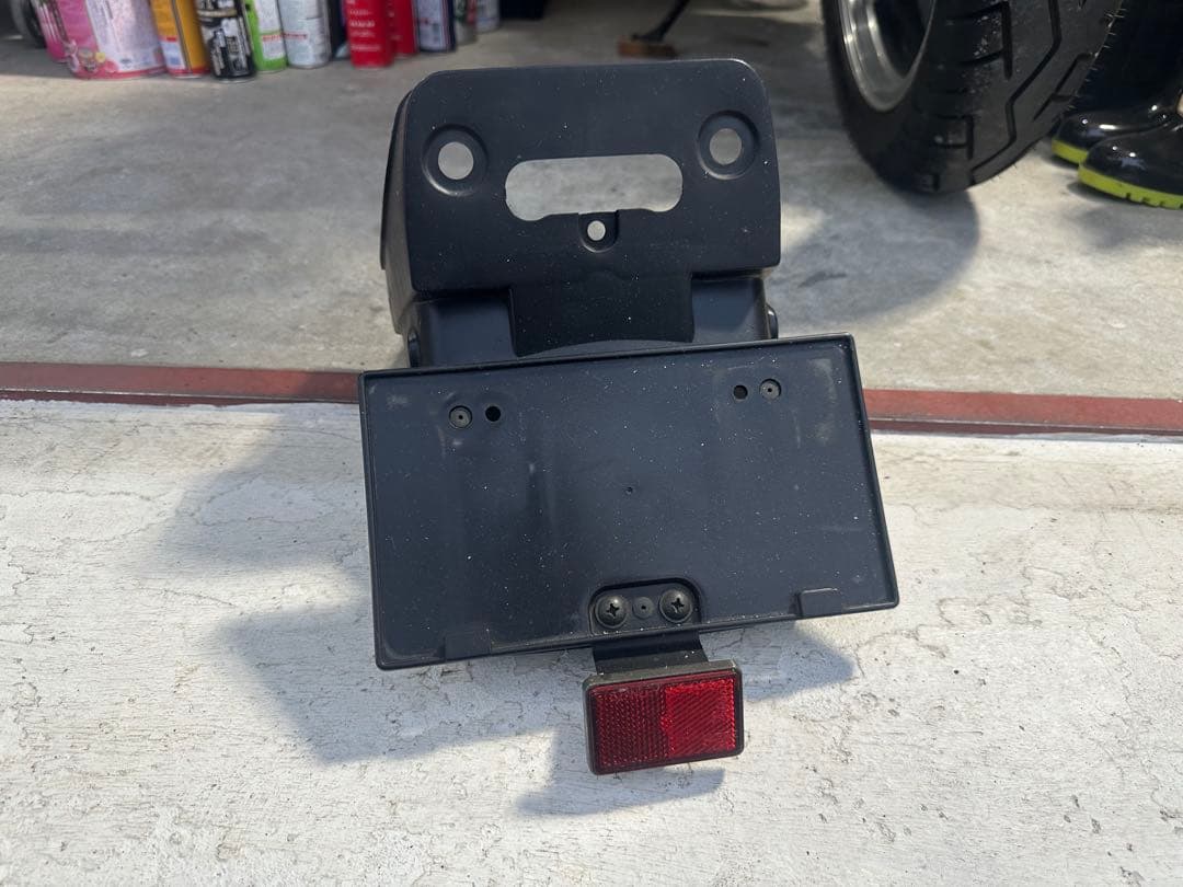 ゼファー400c2 純正ナンバープレートホルダー