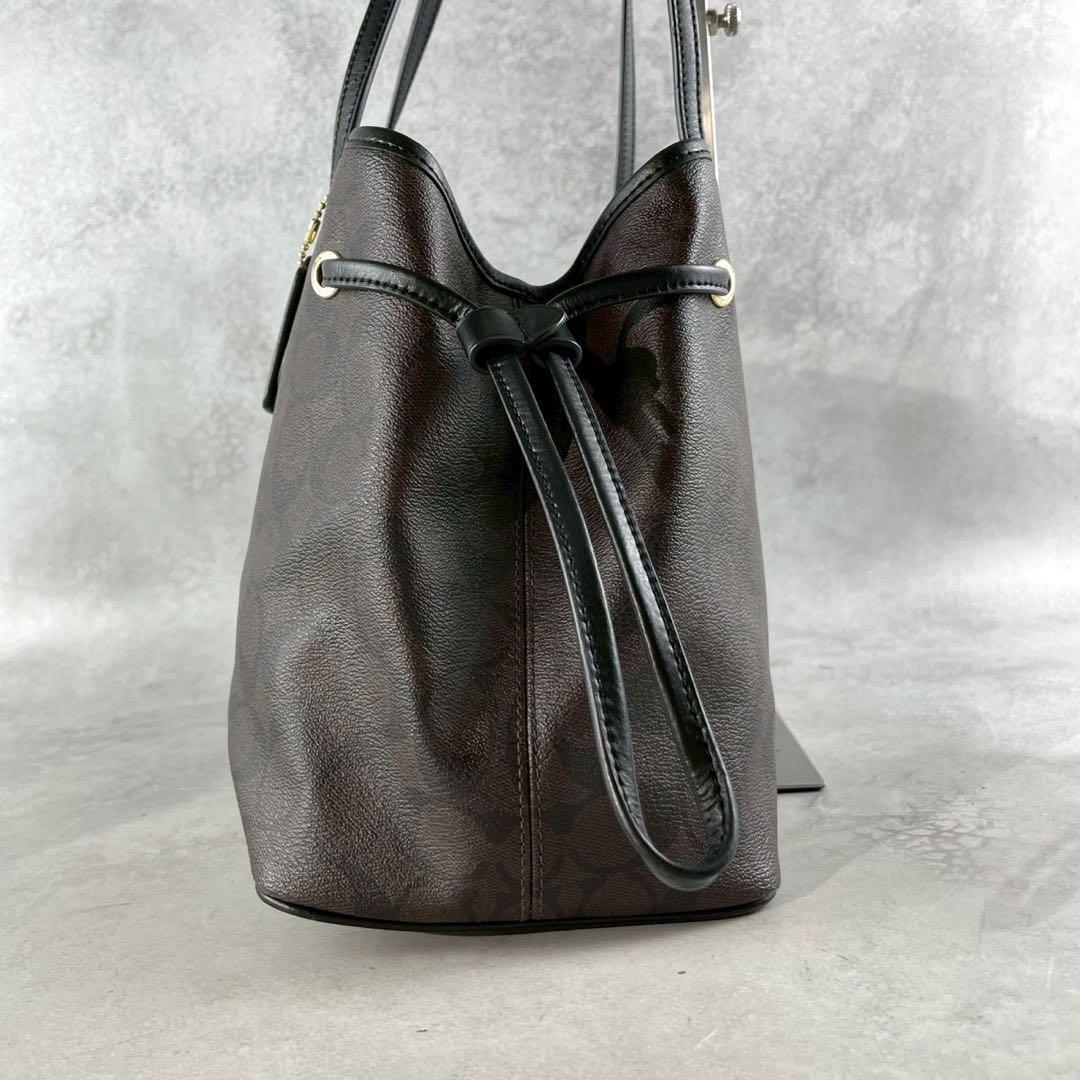 美品✨A4可 コーチ トートバッグ PVC×レザー 本革 シグネチャー 肩掛け