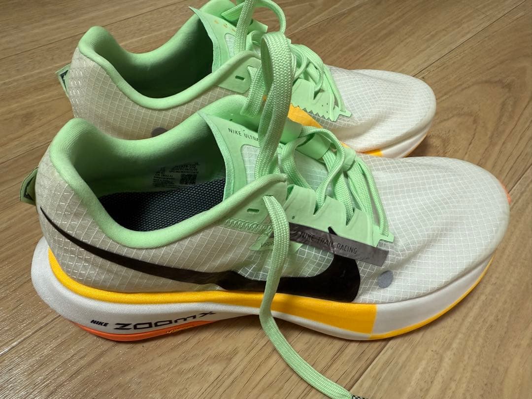 28.0cmウルトラフライ　トレイルレーシングシューズ