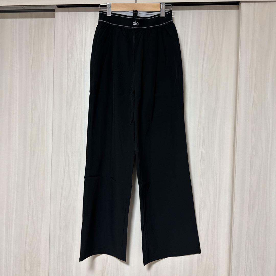 ラスト一点★Alo Yoga パンツ ボトム トラウザー アローヨガ S
