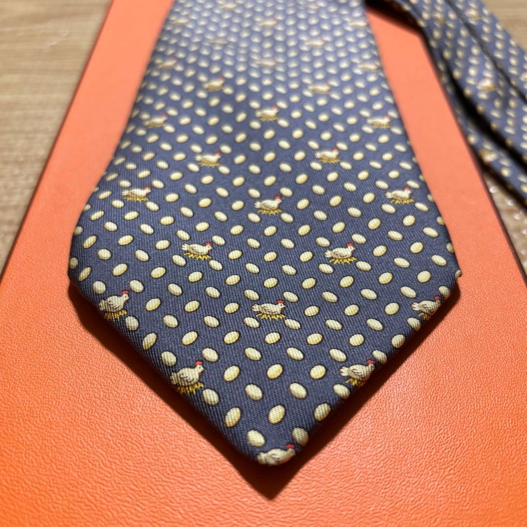 【美品】HERMES エルメス ネクタイ ニワトリ 卵 総柄 シルク100%