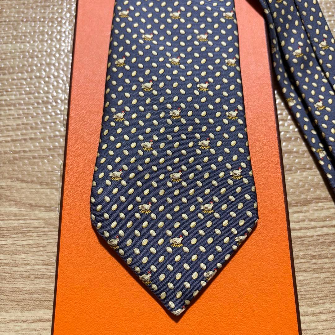 【美品】HERMES エルメス ネクタイ ニワトリ 卵 総柄 シルク100%