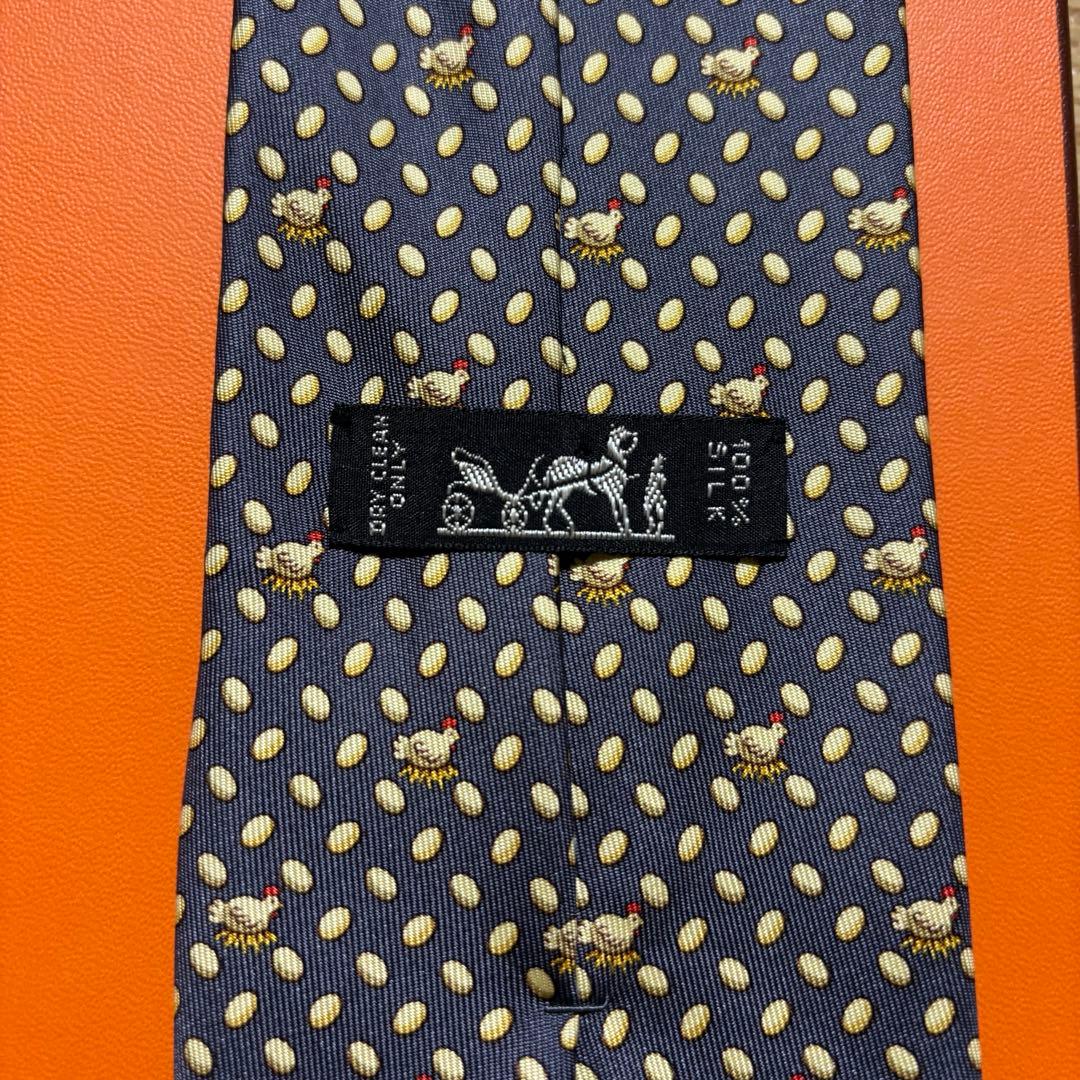 【美品】HERMES エルメス ネクタイ ニワトリ 卵 総柄 シルク100%
