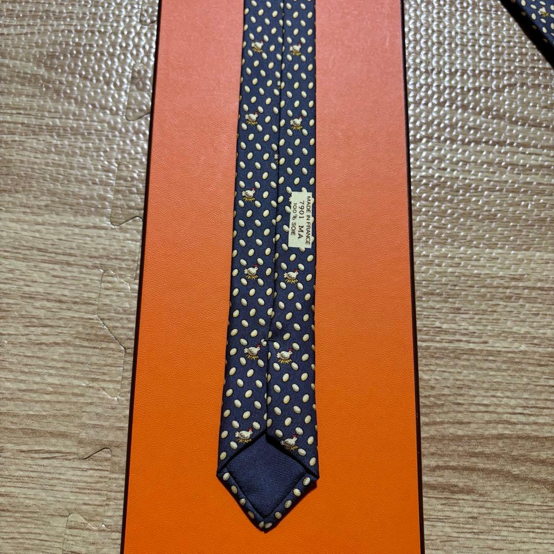 【美品】HERMES エルメス ネクタイ ニワトリ 卵 総柄 シルク100%