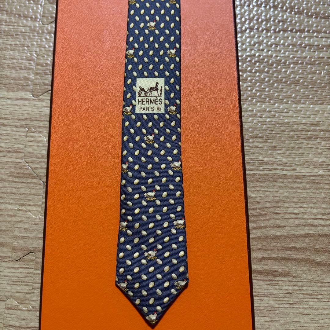 【美品】HERMES エルメス ネクタイ ニワトリ 卵 総柄 シルク100%