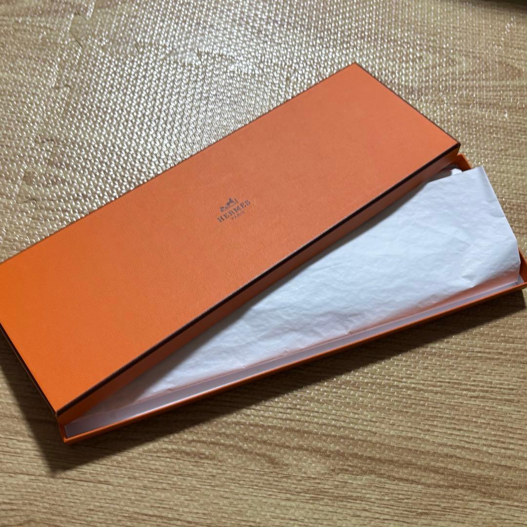 【美品】HERMES エルメス ネクタイ ニワトリ 卵 総柄 シルク100%