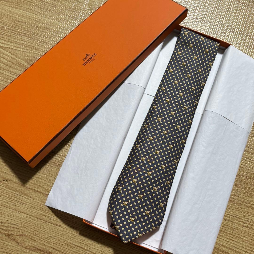 【美品】HERMES エルメス ネクタイ ニワトリ 卵 総柄 シルク100%