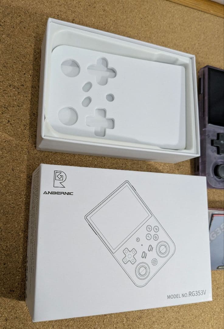 中古品　ANBERNIC RG353V クリアパープル