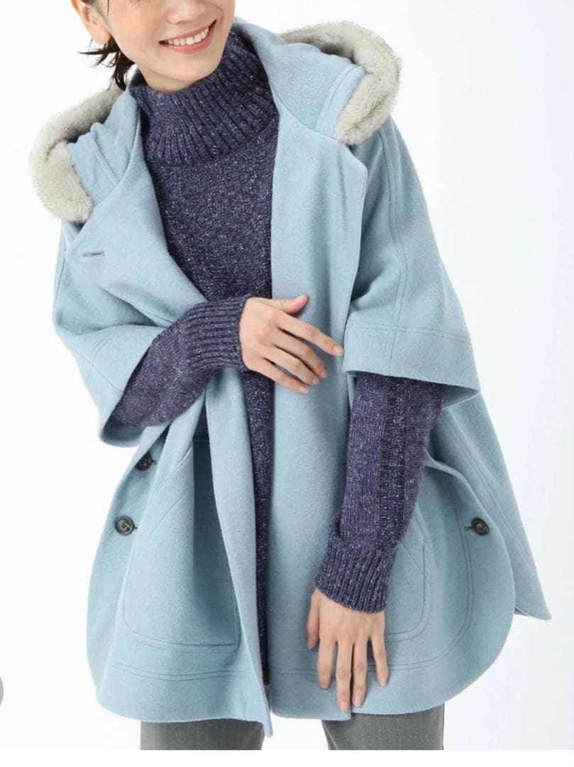 PINORE ピノーレ フード付きポンチョ風 コート ベージュ 毛100%