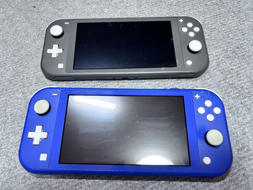 ニンテンドースイッチライト本体のみ　ブルー・ブラック