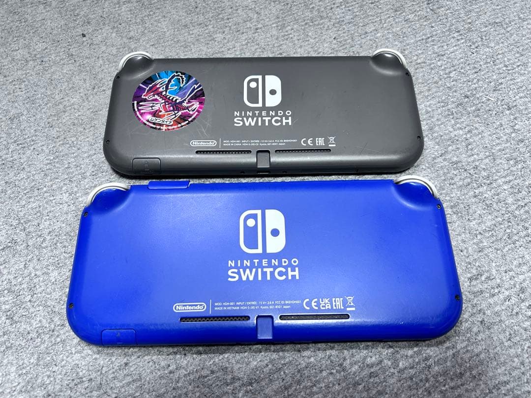 ニンテンドースイッチライト本体のみ　ブルー・ブラック