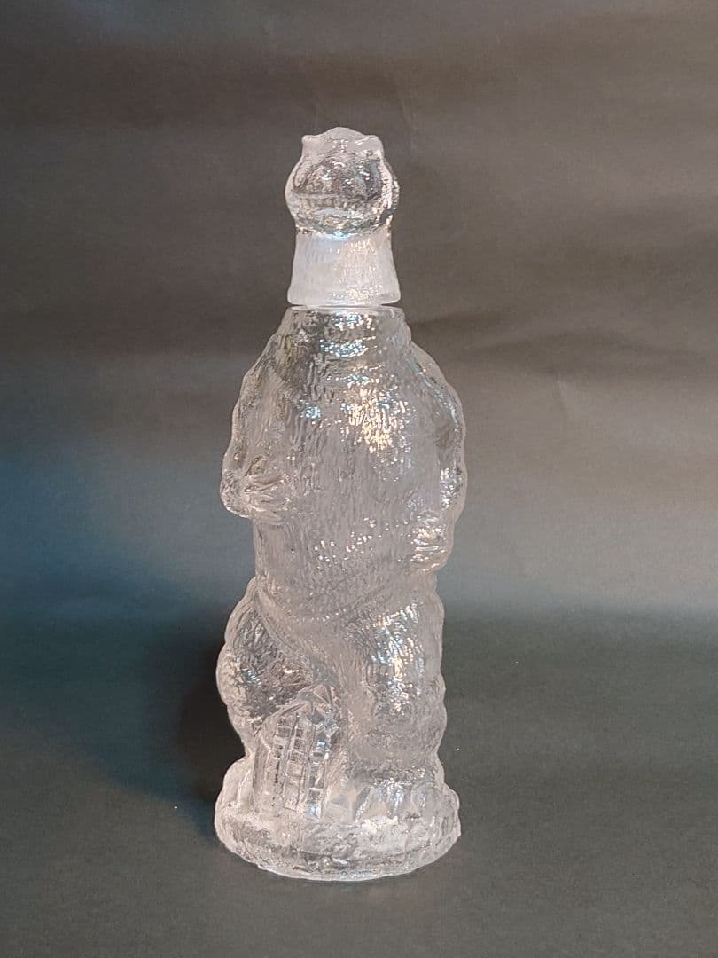 ゴジラ ガラス瓶 保存容器。３時間下げます。