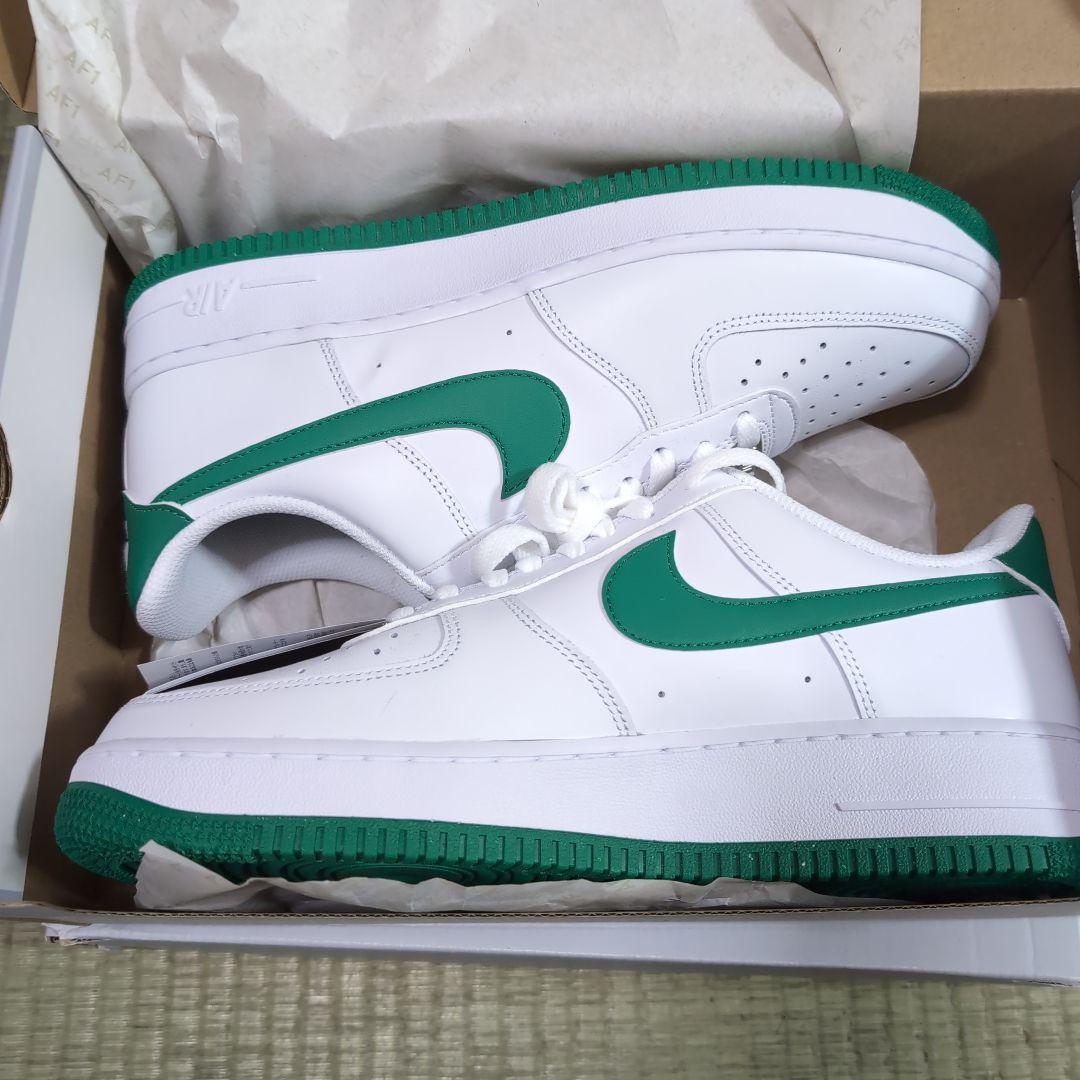 （未使用）ナイキエアフォース07　9.5