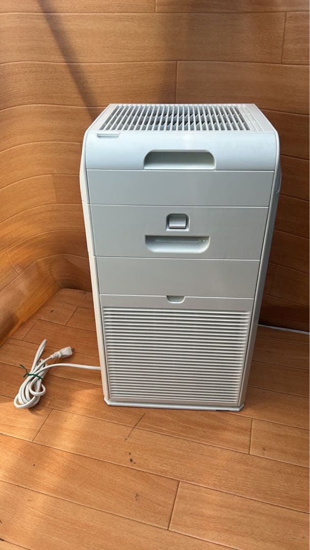 ダイキン　MC55Y-W 2022年　ストリーマ空気清浄機 ホワイト