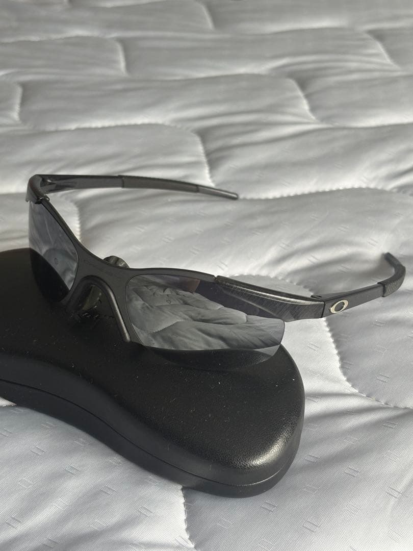 Oakley スポーツサングラス　ハーフワイヤー