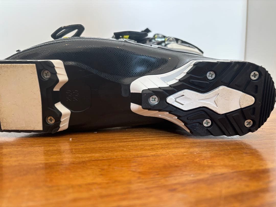 【1／3限り1万円に値下げ】アトミックHAWX ULTRA 100 スキーブーツ