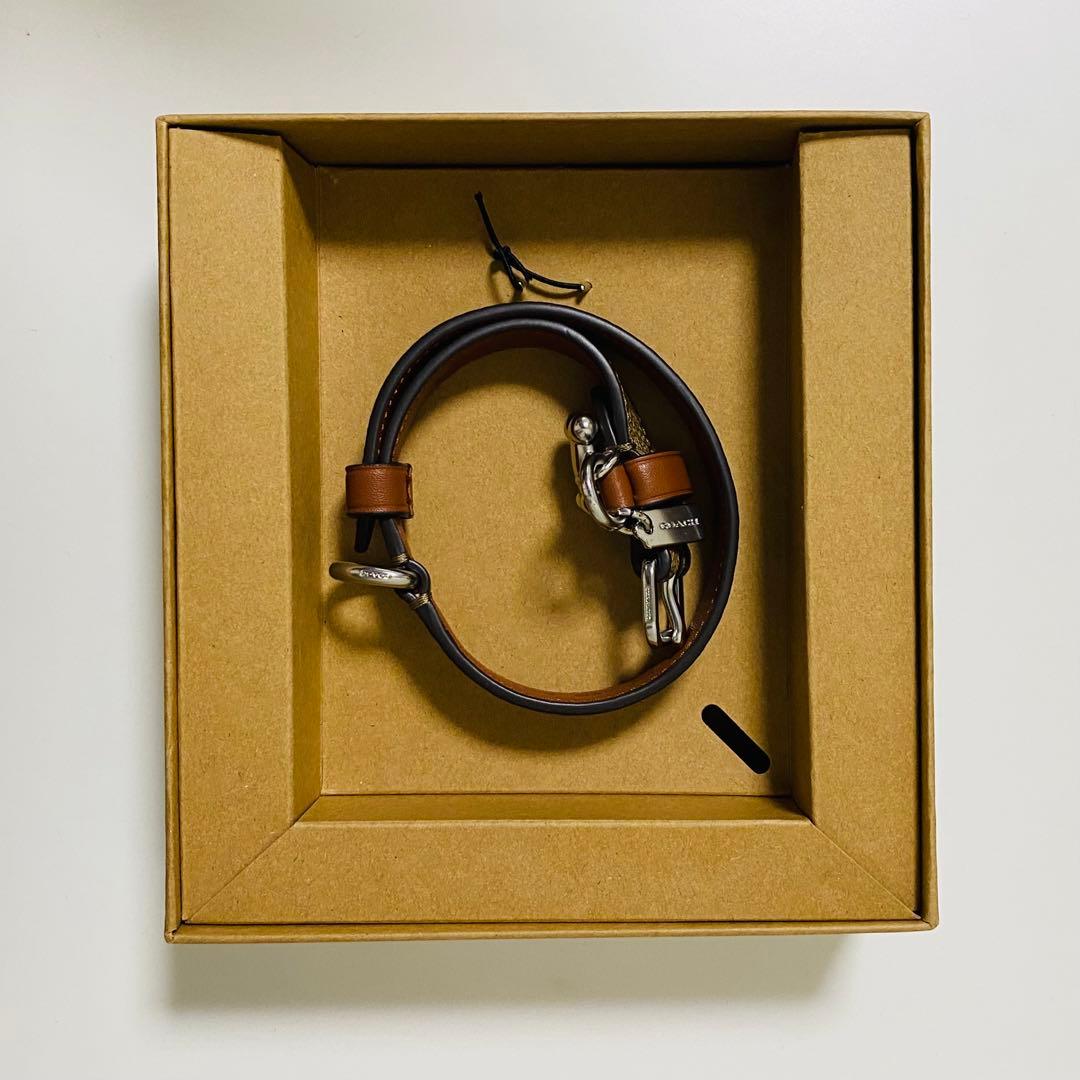 コーチ（coach）ボーンチャーム付き首輪 未使用品