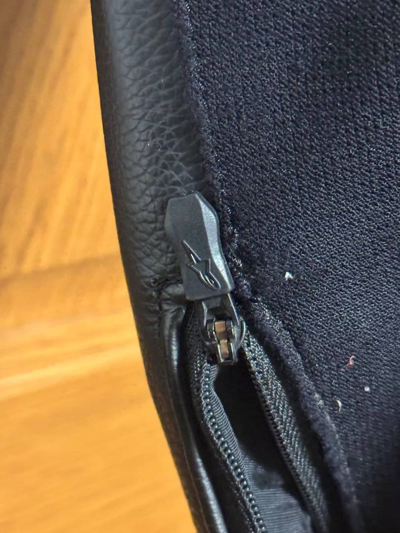 alpinestars（アルパインスターズ）レザージャケット