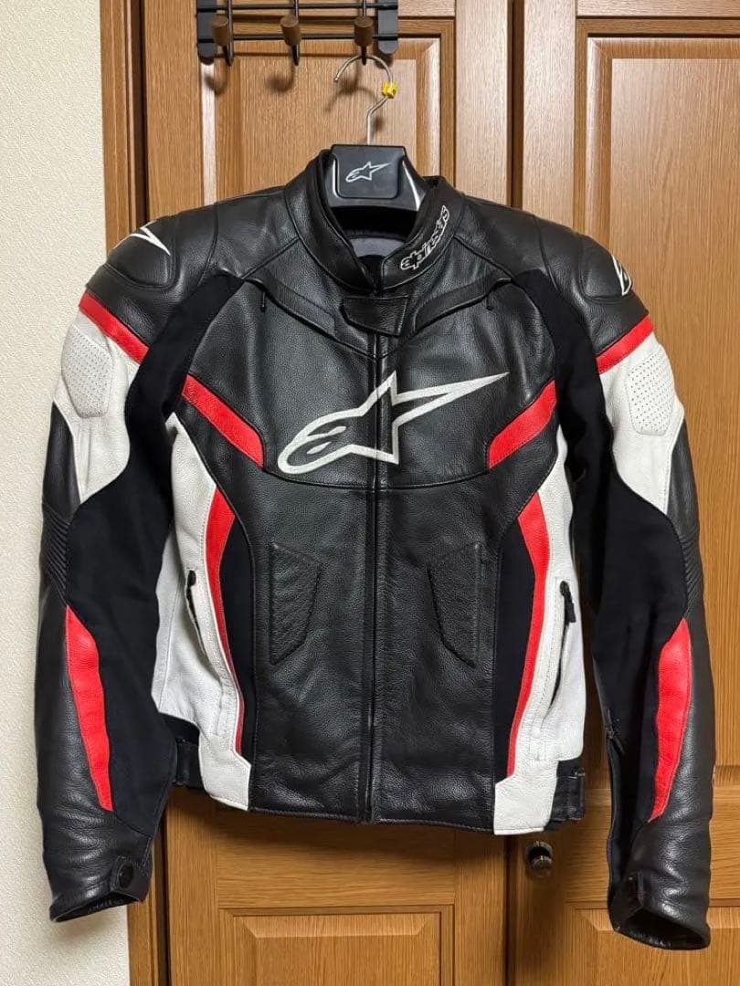 alpinestars（アルパインスターズ）レザージャケット