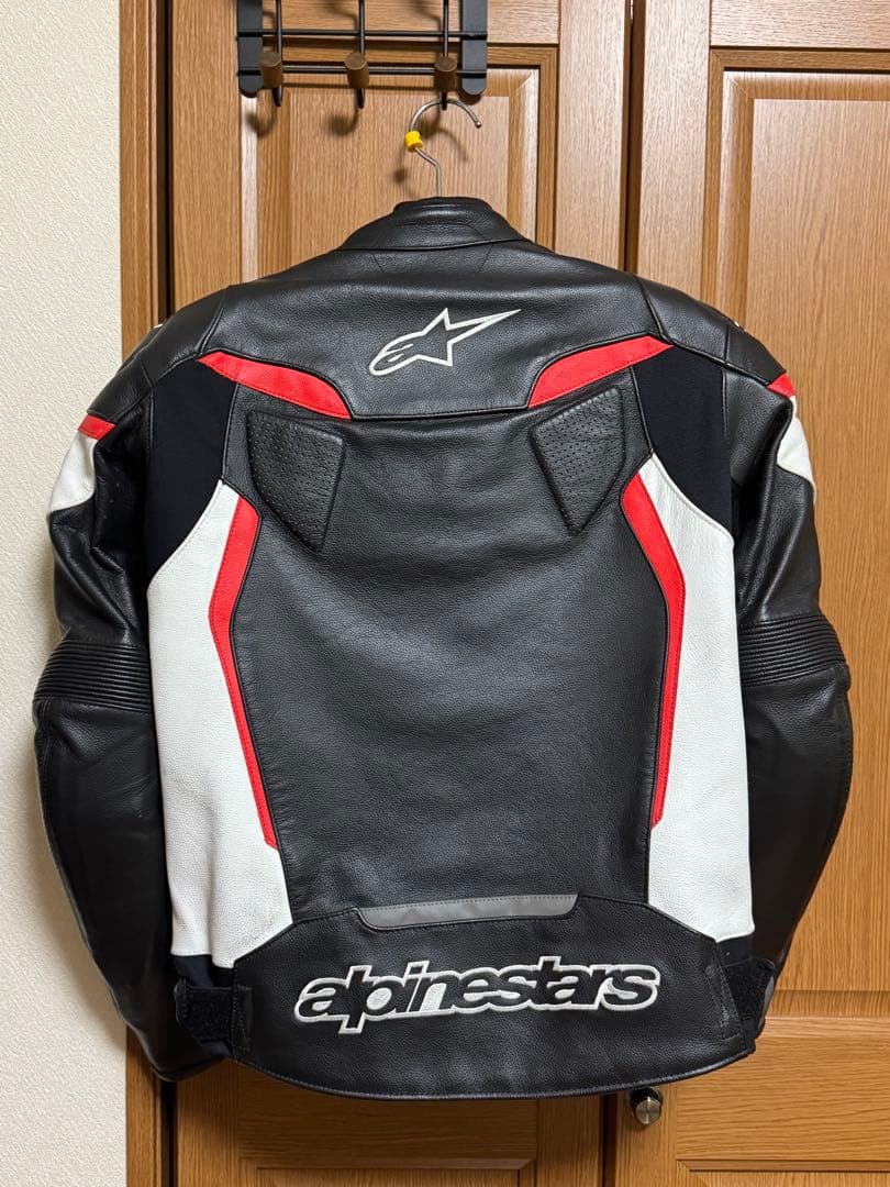 alpinestars（アルパインスターズ）レザージャケット