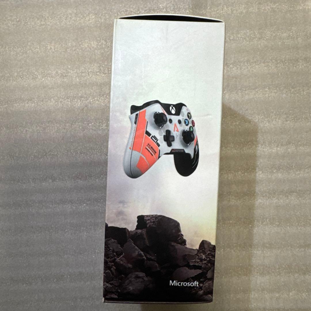 【未開封】Xbox One 専用ワイヤレス コントローラー タイタンフォール
