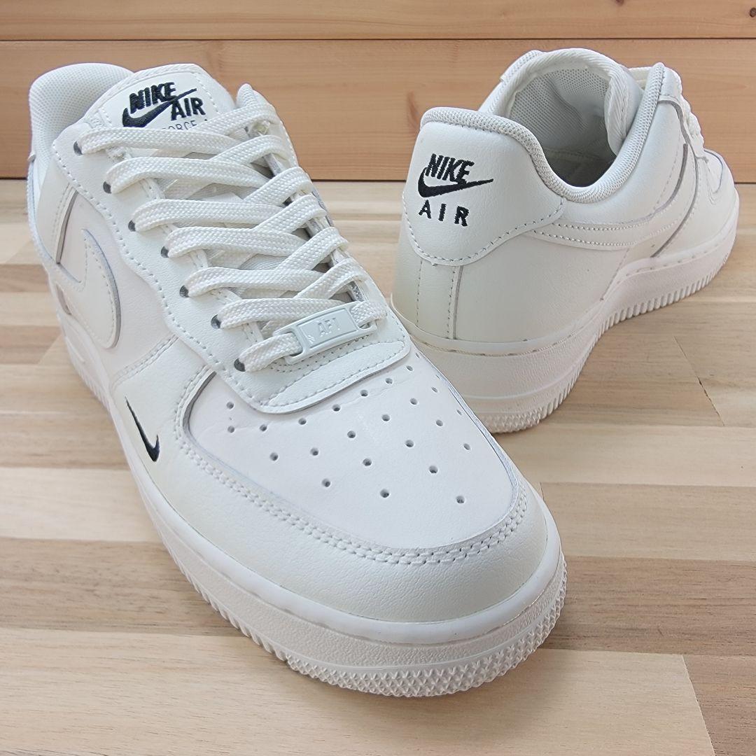 ナイキ ウィメンズ エアフォース1 ’07 エッセンシャル 24.5cm