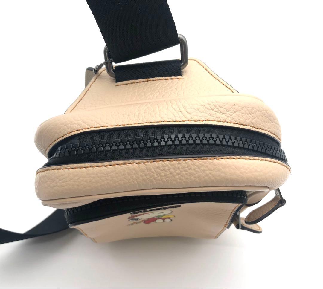 R 極美品！！COACH スヌーピー ショルダーバッグ ベージュ　コーチ