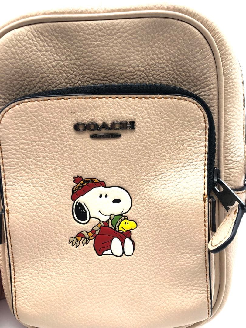 R 極美品！！COACH スヌーピー ショルダーバッグ ベージュ　コーチ