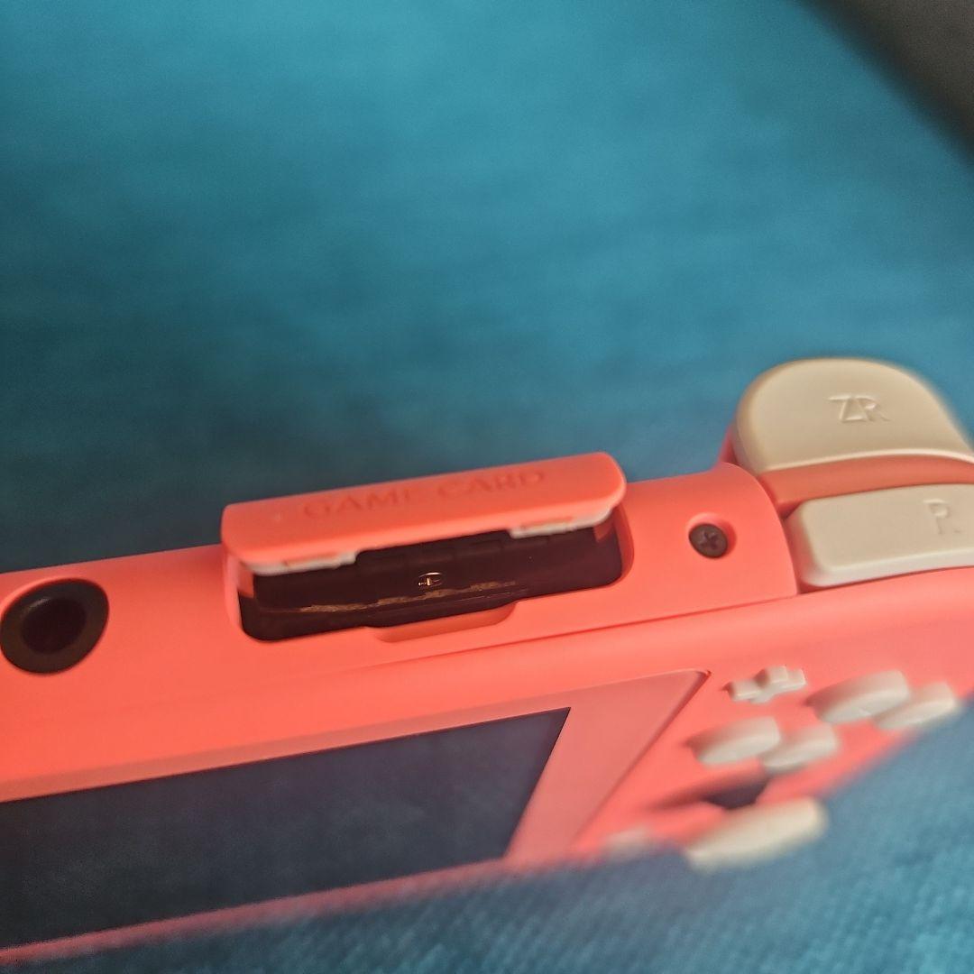 Nintendo Switch LITE コーラル　スマートポーチ付き