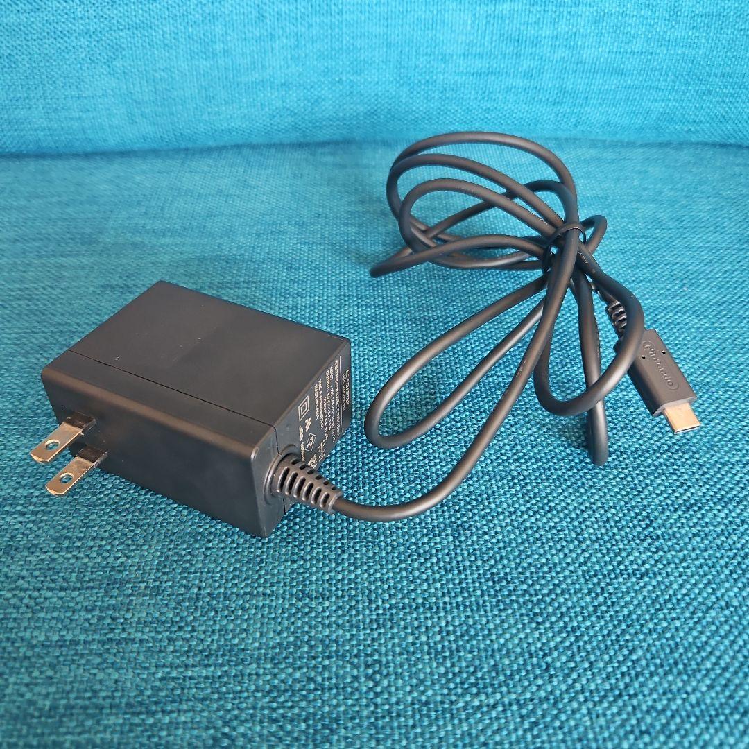 Nintendo Switch LITE コーラル　スマートポーチ付き