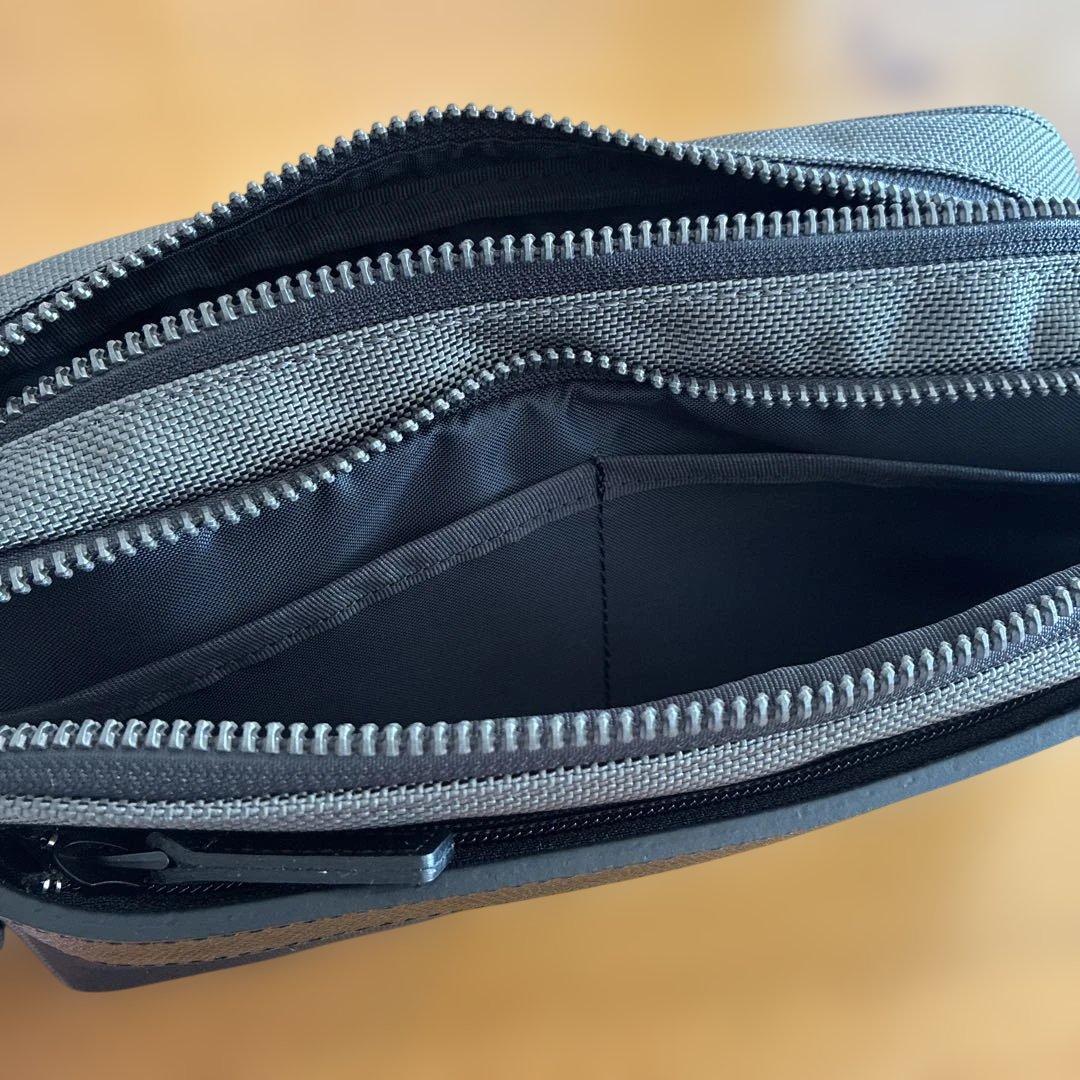 BRIEFING グレー ポーチ