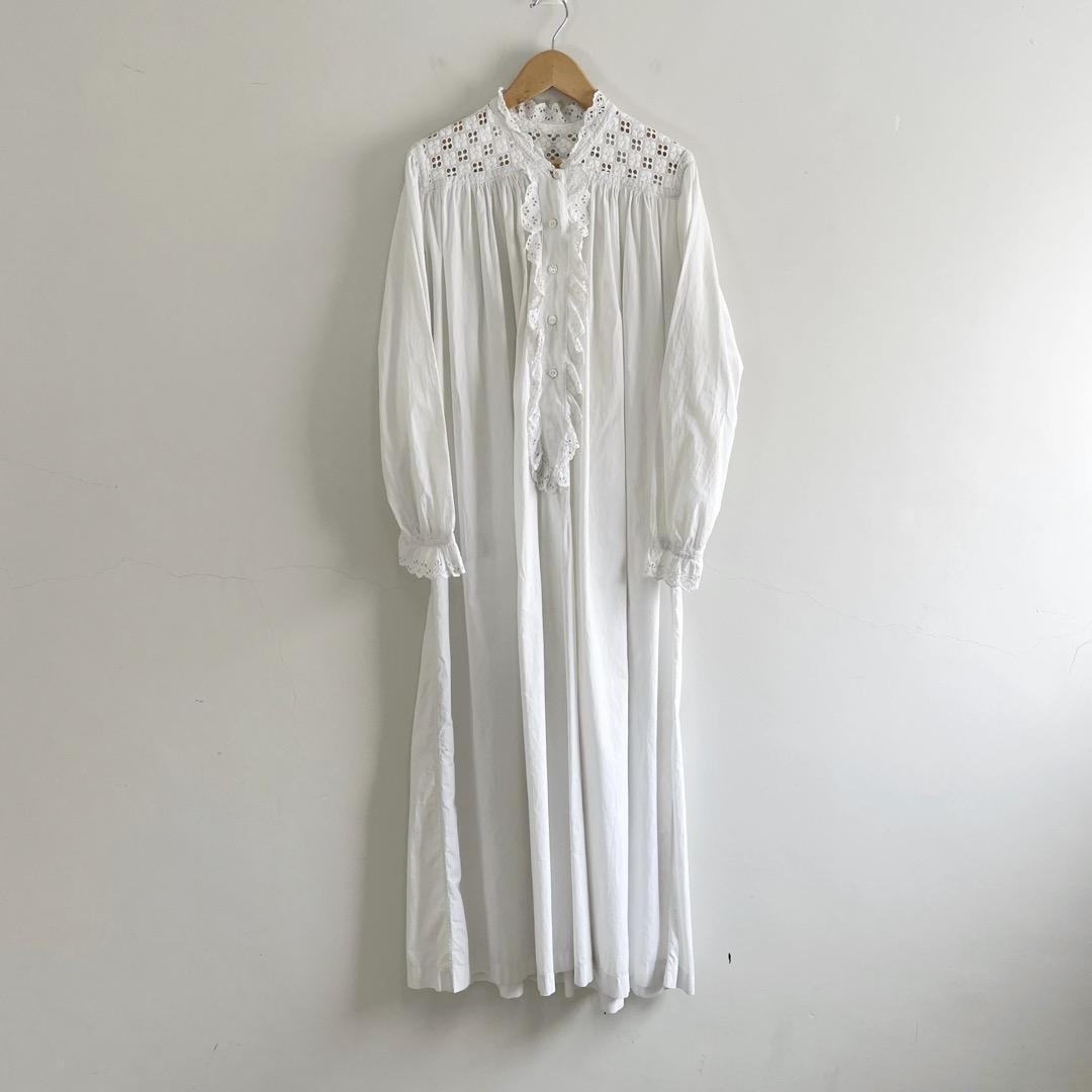 アンティーク　ホワイト　コットン　ワンピース　ドレス　ヨーロッパ　ヴィンテージ