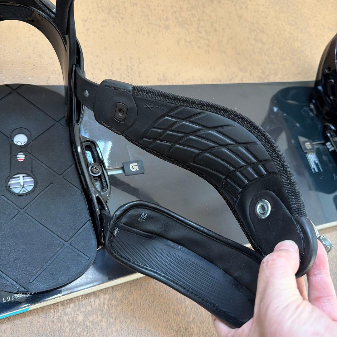 人気万能ボード！ BURTON CUSTOM 151cm 希少キャンバーモデル！