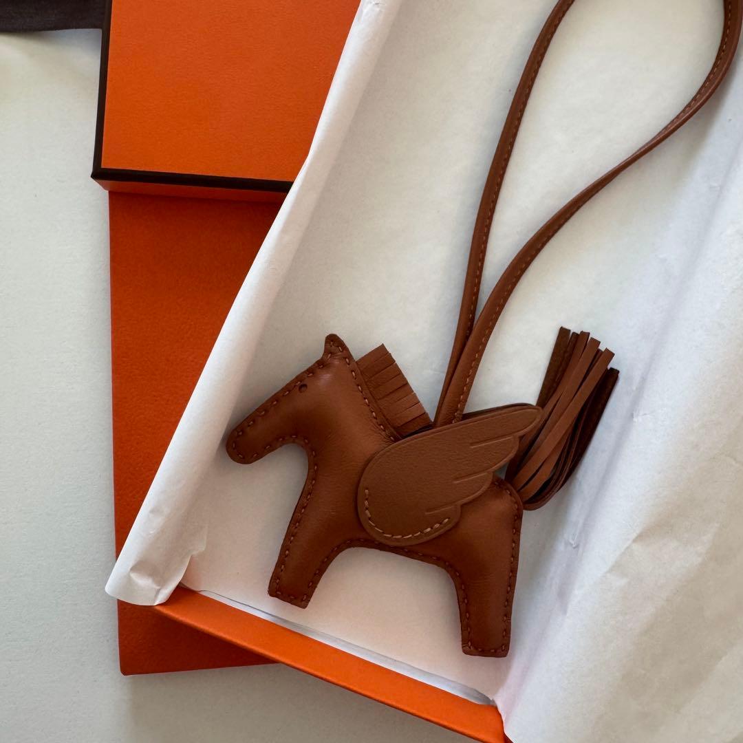 【新品未使用】エルメス ロデオ ペガサス PMチャーム ゴールドK刻印