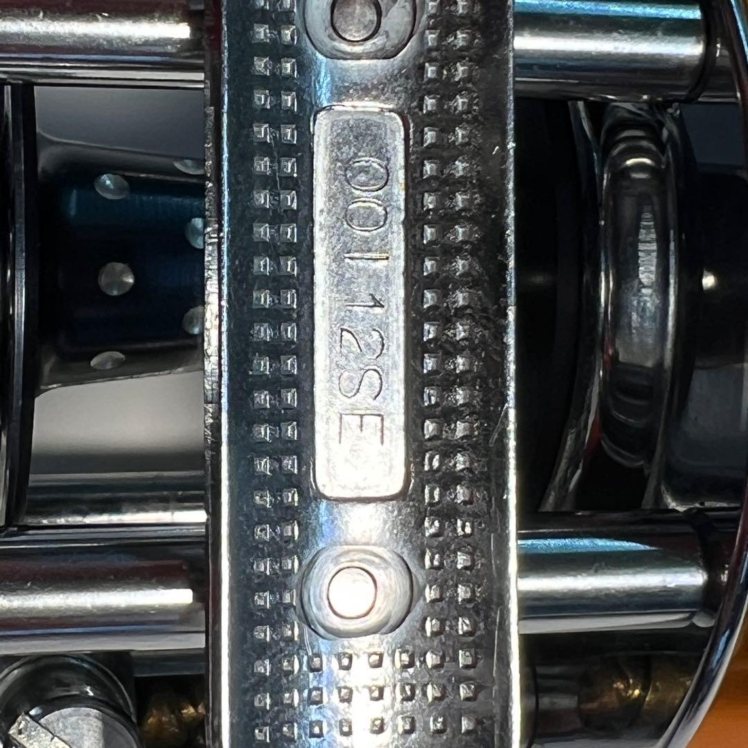 【美品】ABUアンバサダー 5501CS Rocket ファクトリーチューン 左