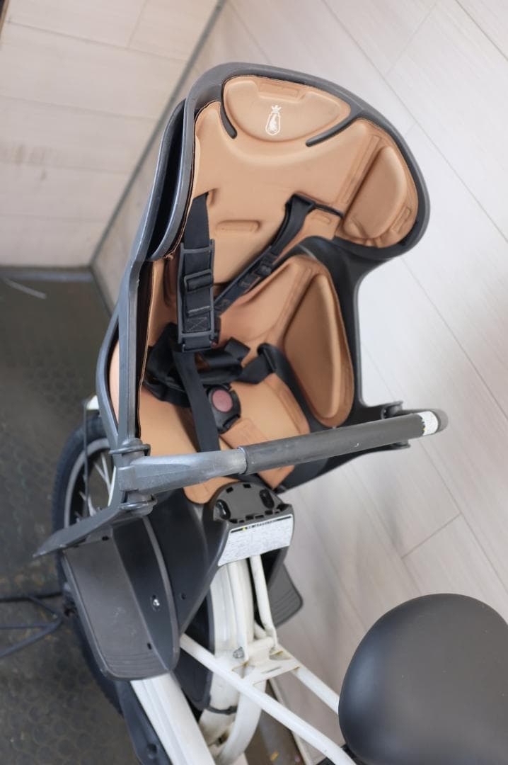 電動自転車ブリヂスト　Bikke2　20インチ　3段　8.7Ah充電器あり