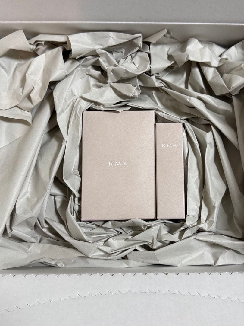 RMK アイシャドウパレット & リップセット