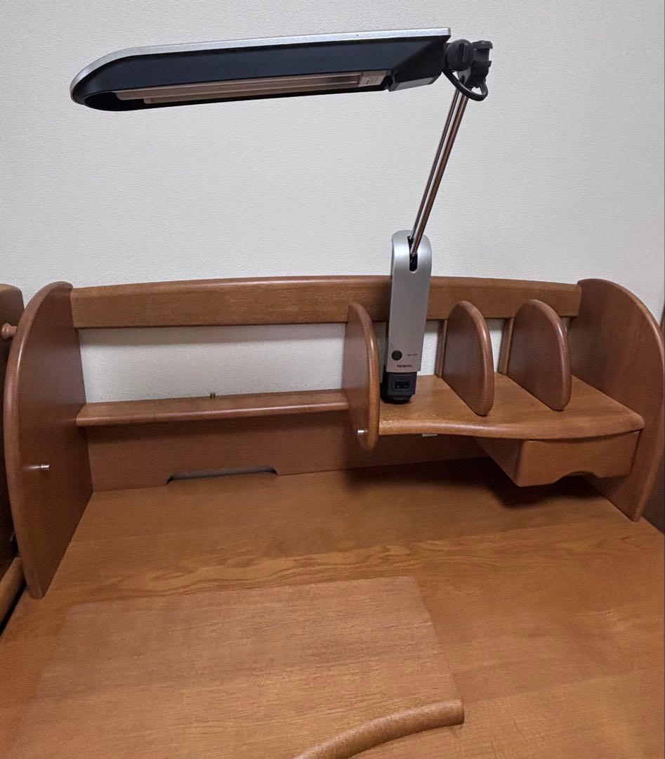 カリモク学習机 ４点セット 1-② 上棚デスクライト付