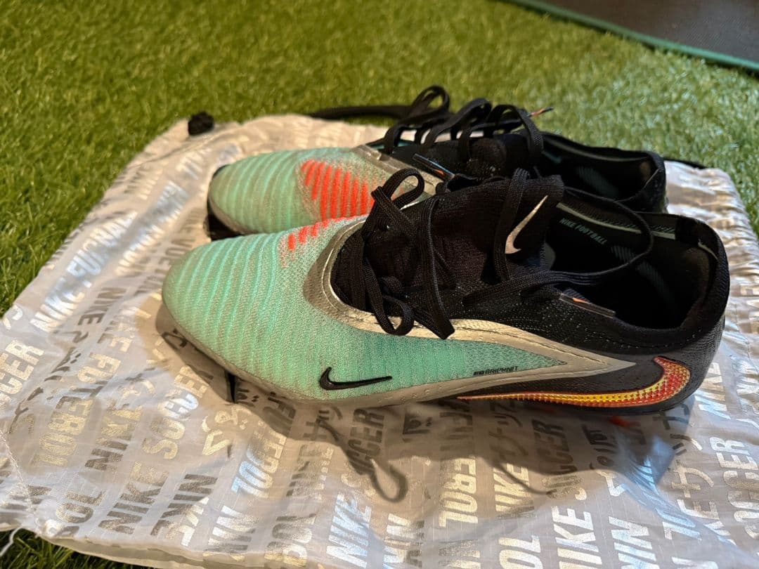 Nikeサッカーシューズグリーンオレンジファントム6LOWエリートAG-PRO